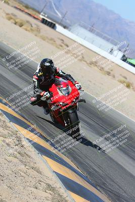 media/Jan-18-2024-Racers Edge (Thu) [[008952c709]]/B Group/Session 2 (Turn 15 Inside)/